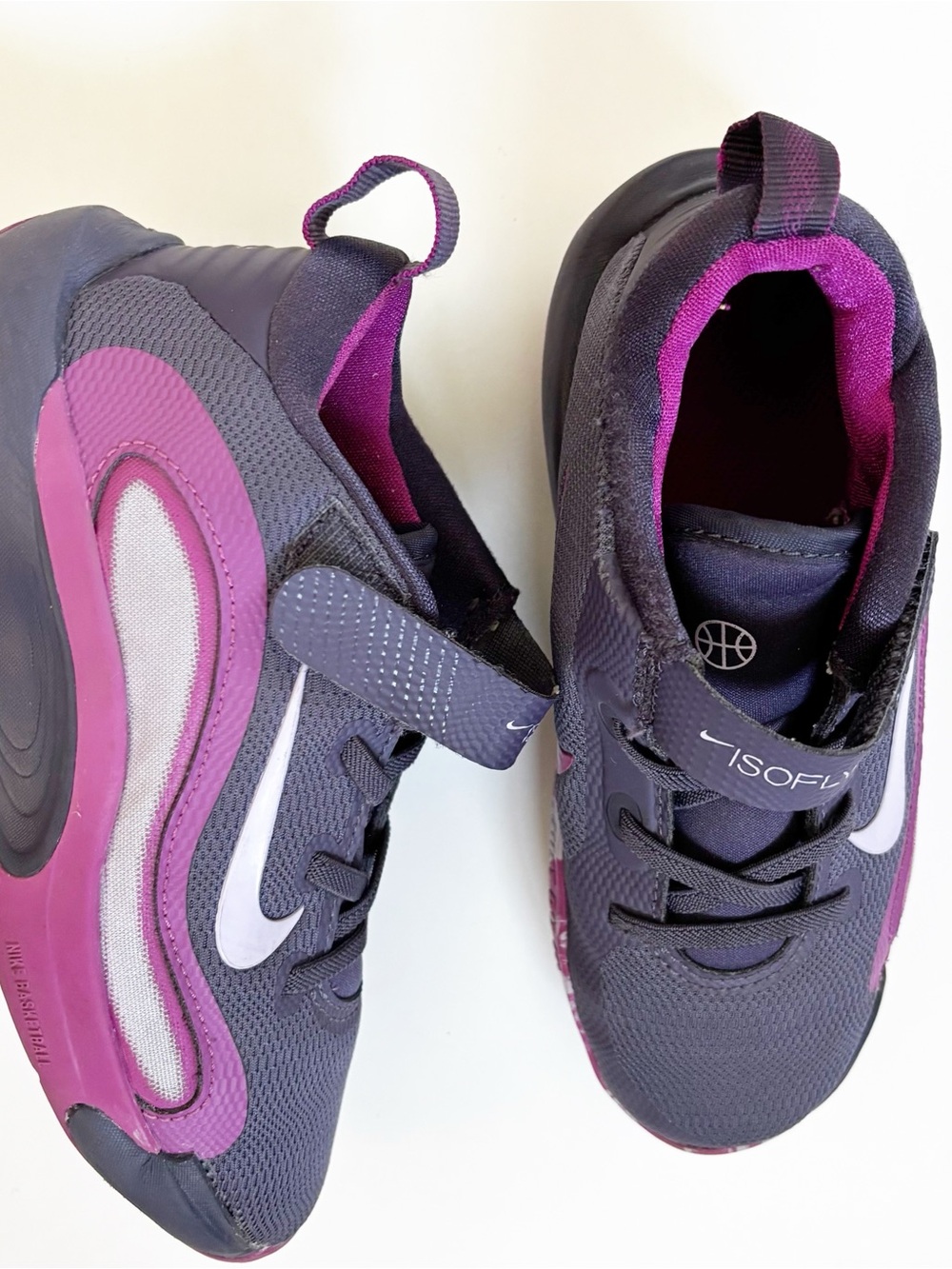 Size 13C Nike Purple IsoFly Basketball Shoes